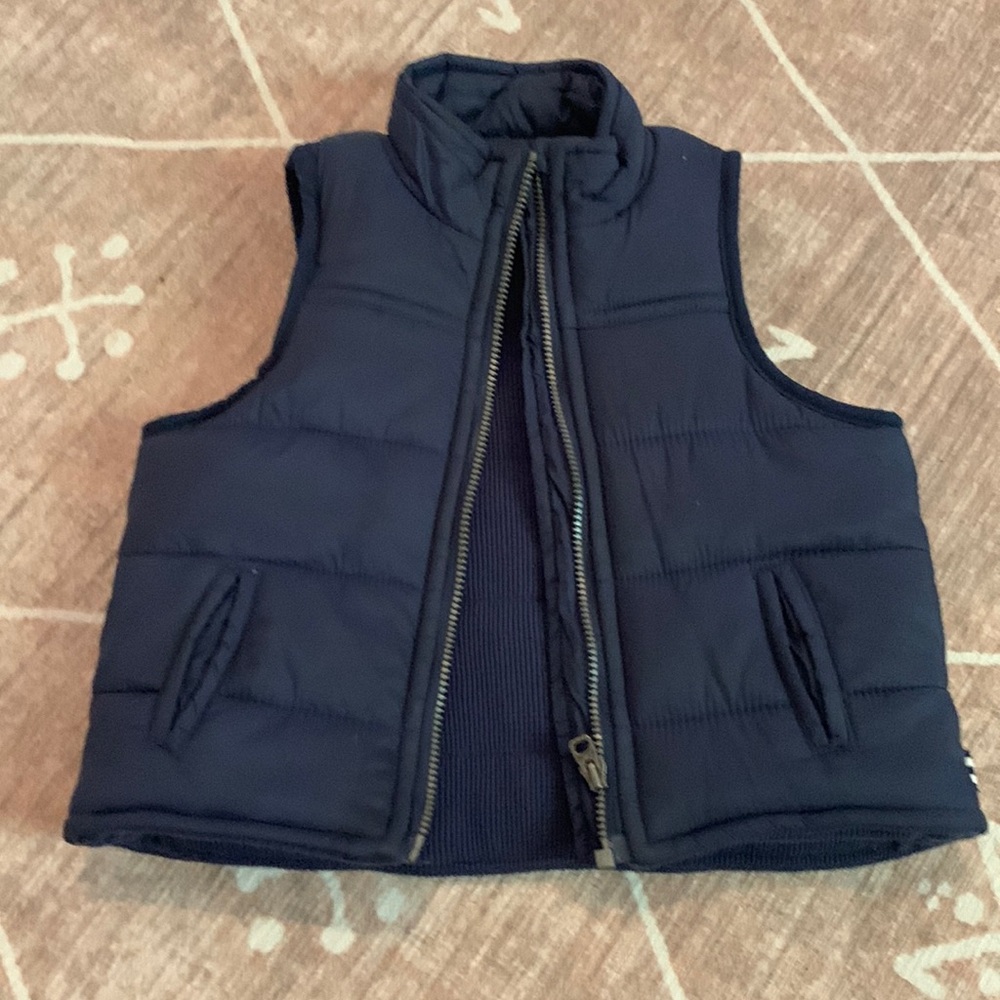 Splendid navy puffer vest